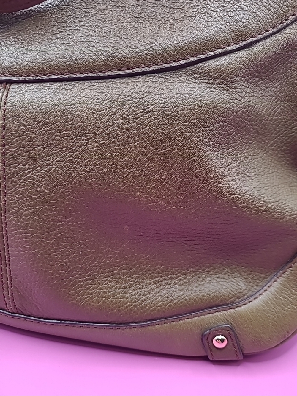 Vintage Etienne Aigner Leather Hobo Shoulder Bag in Olive Green - Picture 7 of 15